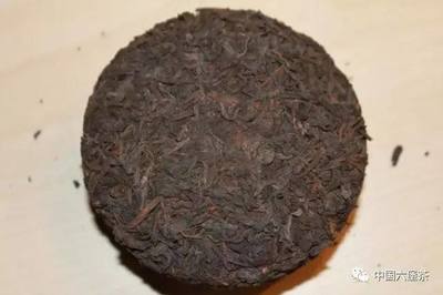 六堡茶選購(gòu)收藏的注意事項(xiàng) 精制茶專家視角